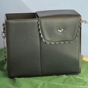 kate gabrielle black bat halloween rectangular purse scallop - holds a drink